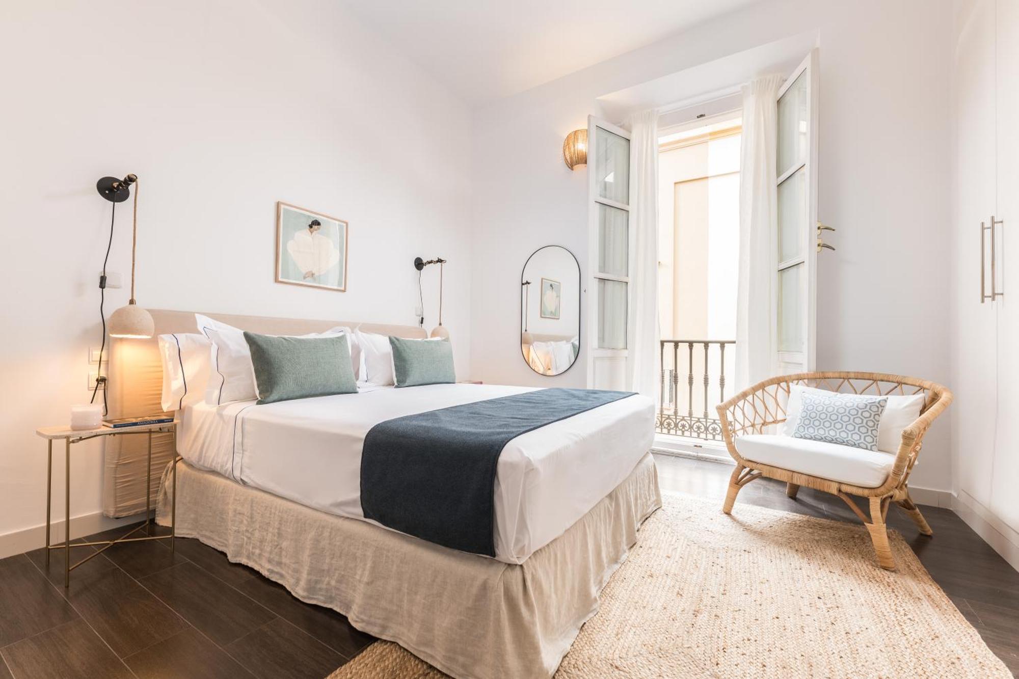 Homeclub Malaga Apartment Exterior photo
